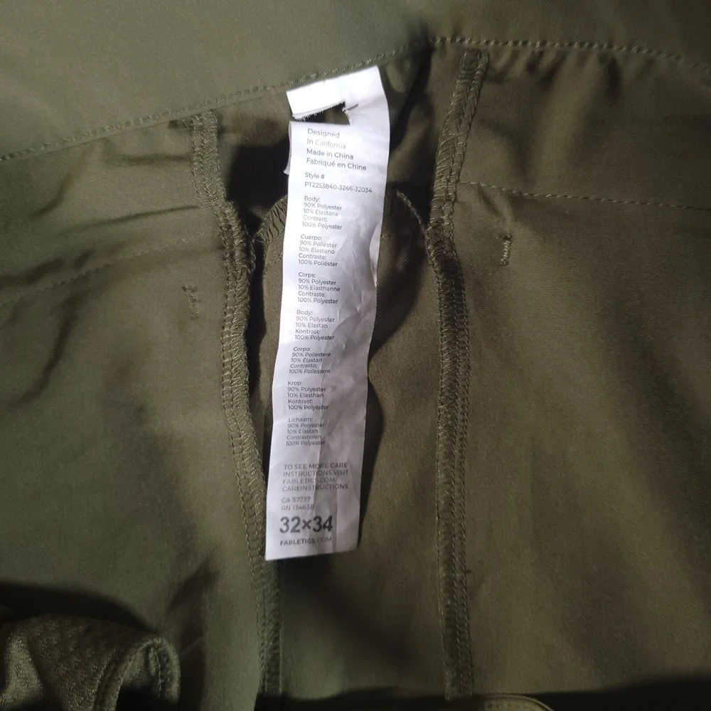 Fabletics Chino Golf Sport Casual Mens 32 x 34 Green Performance Only Chino